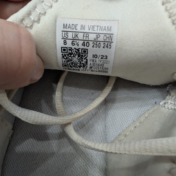 Adidas Cloud Foam Sneakers - Pure Wonder White With Gold Metallic - Picture 4 of 5